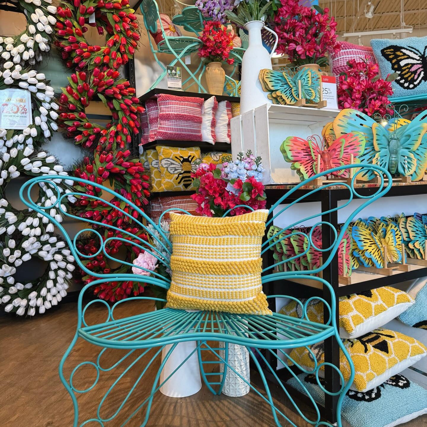 KIRKLAND_S Kirkland's Spring-Themed decor