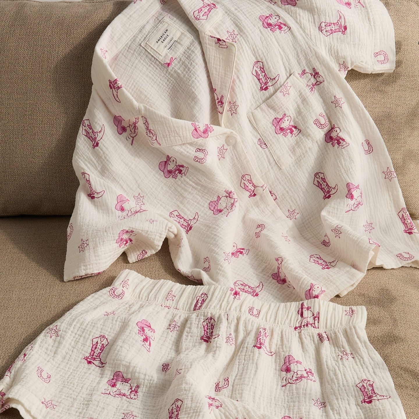American eagle blouse and shorts