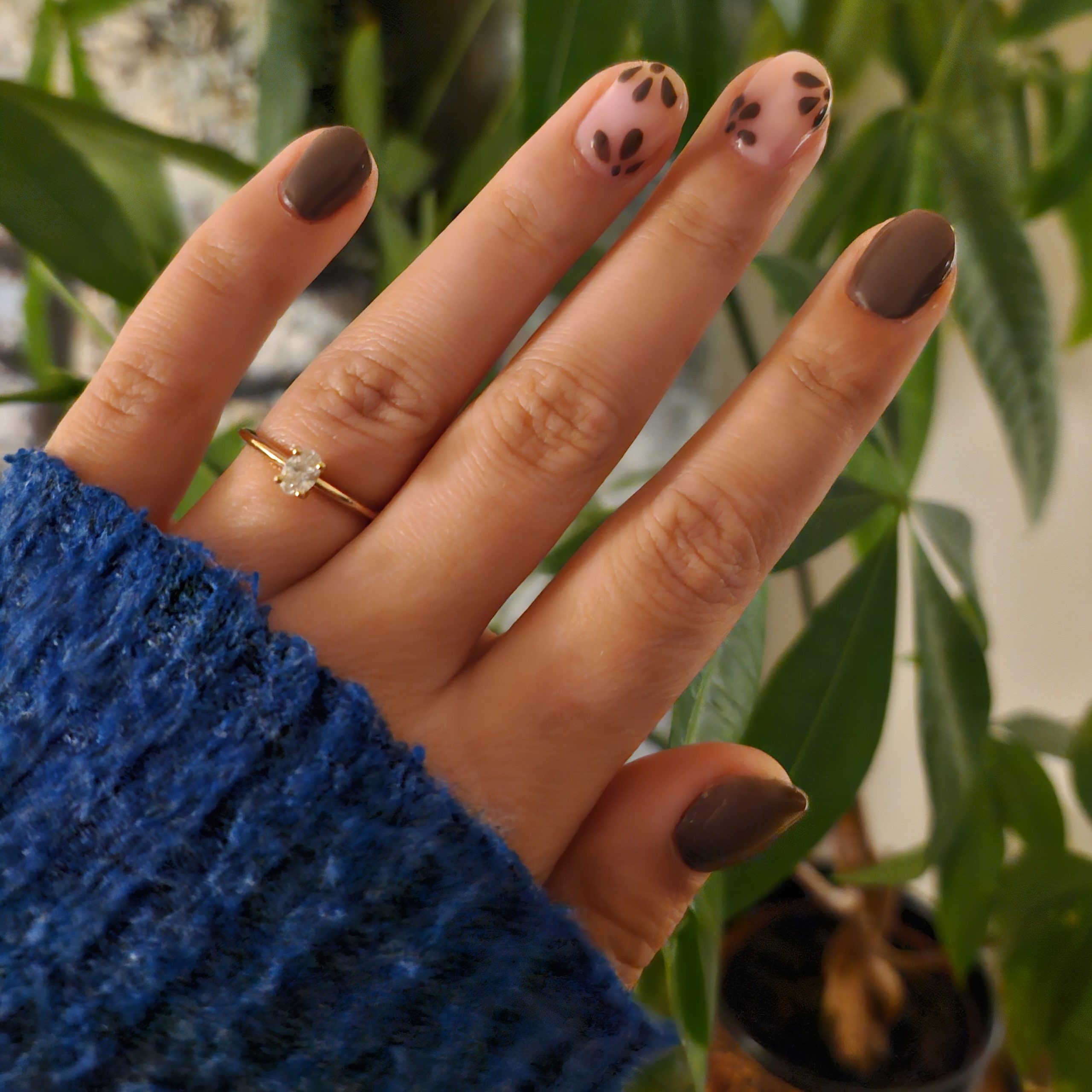 CALIFORNIA NAILS California Nails painted nails